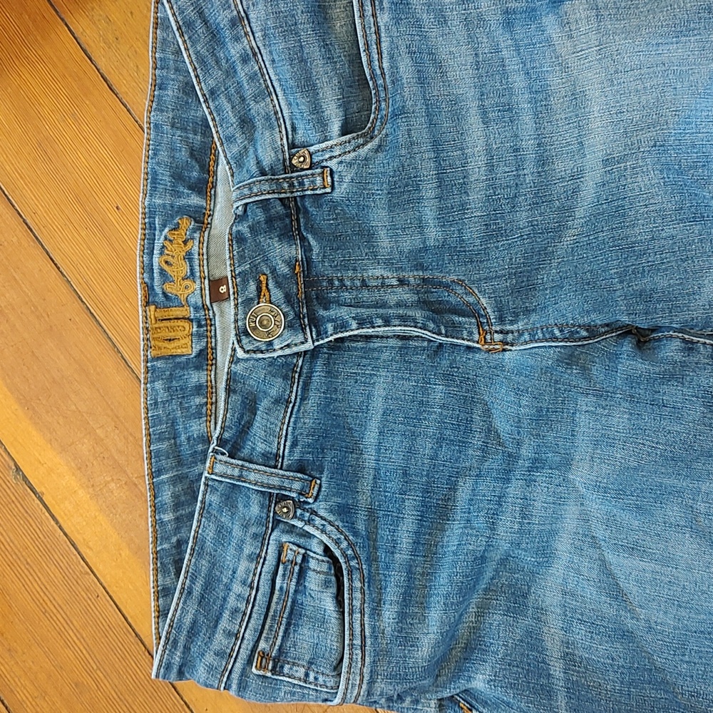 Jeans - Picture 2 of 9